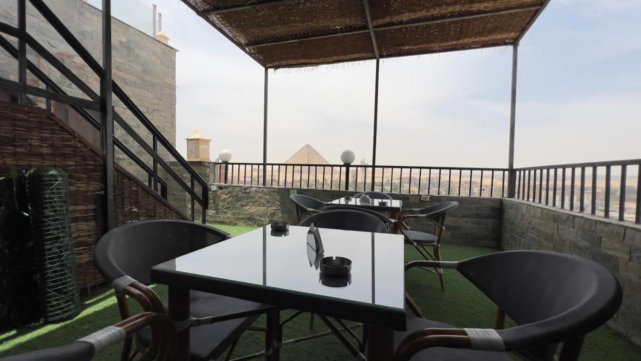 Pyramids Tower View Inn Nazlat as Sammān Exteriör bild