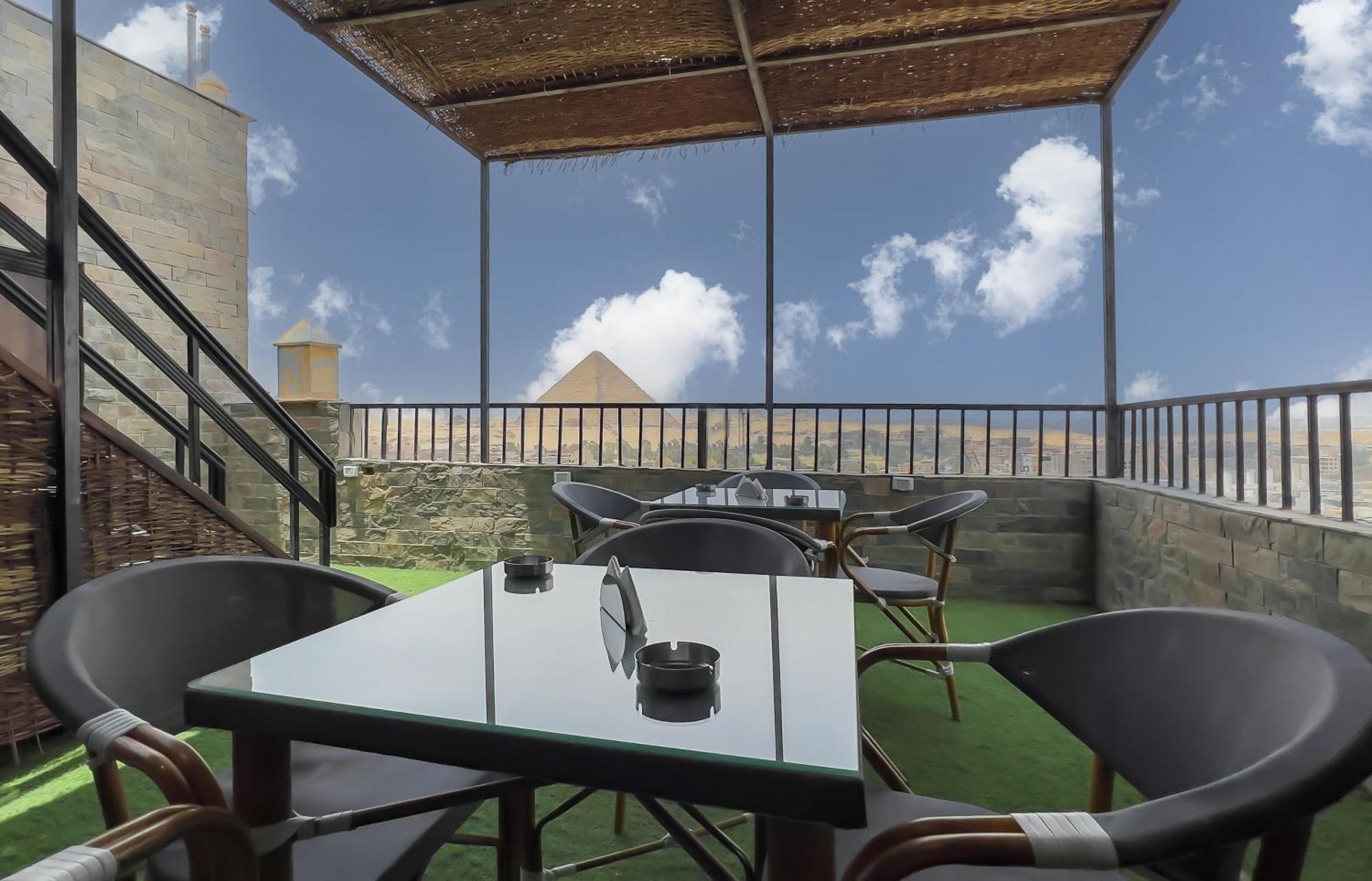Pyramids Tower View Inn Nazlat as Sammān Exteriör bild